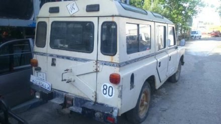 Vehiculo en el desguace: LAND ROVER SANTANA 109