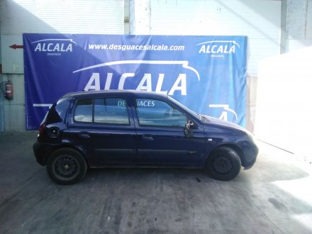 Vehiculo en el desguace: RENAULT CLIO II FASE II (B/CB0) 1.2 16V
