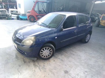 Vehiculo en el desguace: RENAULT CLIO II FASE II (B/CB0) 1.2 16V