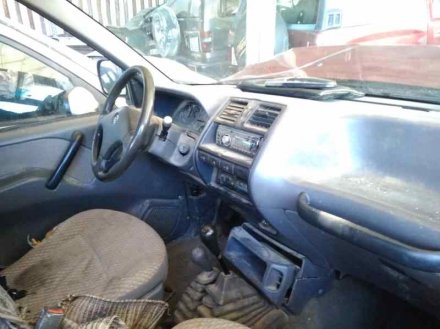 Vehiculo en el desguace: NISSAN TERRANO/TERRANO.II (R20) SE (5-ptas.)