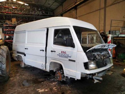 Vehiculo en el desguace: MERCEDES-BENZ FURGONETA 1 (W601) Caja cerrada