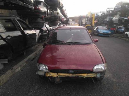 Vehiculo en el desguace: FORD ESCORT BERL./TURNIER CLX Berlina