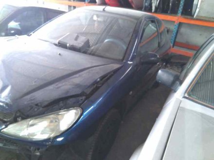 Vehiculo en el desguace: PEUGEOT 206 BERLINA XT