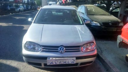 Vehiculo en el desguace: VOLKSWAGEN GOLF IV BERLINA (1J1) Highline 4Motion