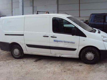 Vehiculo en el desguace: FIAT SCUDO (222) 2.0 Bz 16V ELX Kombi (8 Sitze)