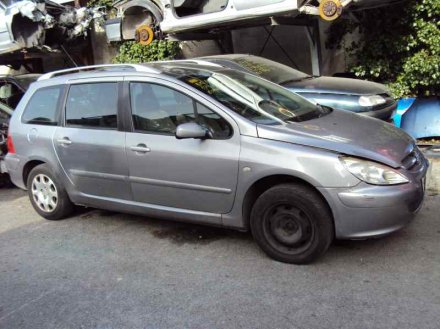 Vehiculo en el desguace: PEUGEOT 307 BREAK / SW (S1) SW Clim Plus