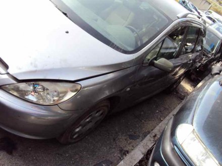 Vehiculo en el desguace: PEUGEOT 307 BREAK / SW (S1) SW Clim Plus