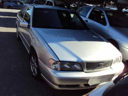 Vehiculo en el desguace: VOLVO S70 BERLINA 2.5 D / TDI