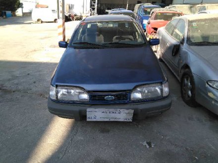 Vehiculo en el desguace: FORD SIERRA BERLINA CL