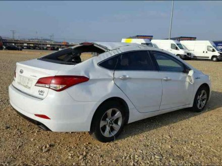 Vehiculo en el desguace: HYUNDAI I40 Cab BlueDrive