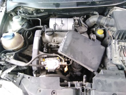 Vehiculo en el desguace: SEAT IBIZA (6L1) 1.9 SDI
