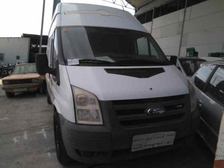 Vehiculo en el desguace: FORD TRANSIT COMBI ´06 2.4 TDCi CAT