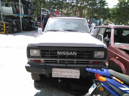 Vehiculo en el desguace: NISSAN PATROL (K/W160) Familiar (W160)