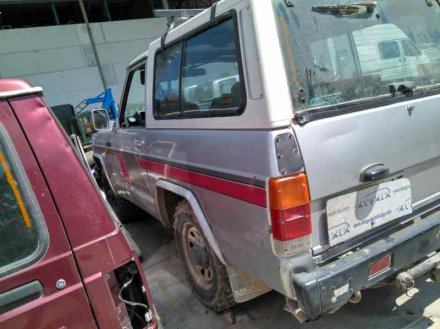 Vehiculo en el desguace: NISSAN PATROL (K/W160) Familiar (W160)