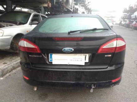 Vehiculo en el desguace: FORD MONDEO BER. (CA2) Ambiente