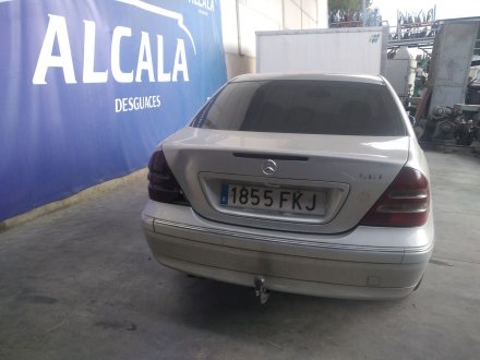 Vehiculo en el desguace: MERCEDES-BENZ CLASE C (W203) BERLINA 200 CDI (203.004)