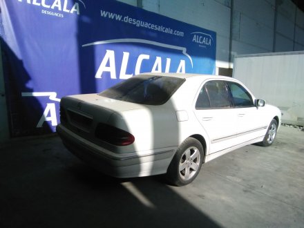 Vehiculo en el desguace: MERCEDES-BENZ Clase E Berlina Diesel (BM 210) 2.2 220 CDI (210.006)