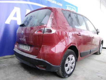 Vehiculo en el desguace: RENAULT SCENIC III Dynamique