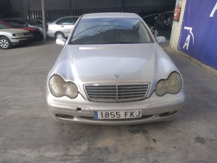 Vehiculo en el desguace: MERCEDES-BENZ CLASE C (W203) BERLINA 200 CDI (203.004)