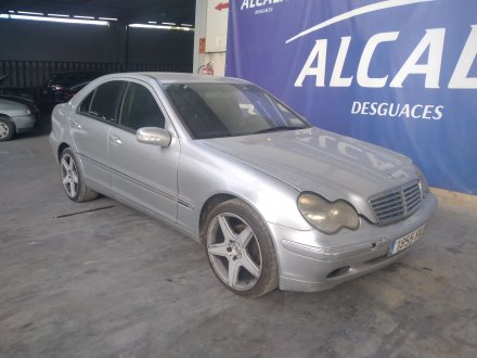 Vehiculo en el desguace: MERCEDES-BENZ CLASE C (W203) BERLINA 200 CDI (203.004)