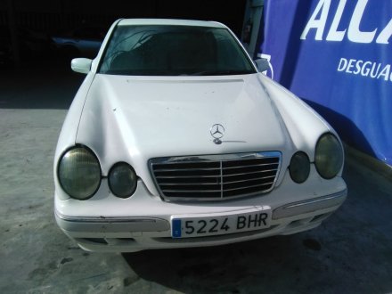 Vehiculo en el desguace: MERCEDES-BENZ Clase E Berlina Diesel (BM 210) 2.2 220 CDI (210.006)