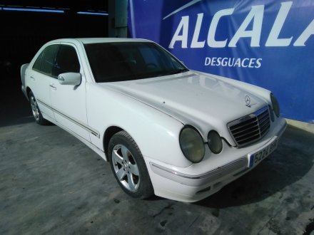 Vehiculo en el desguace: MERCEDES-BENZ Clase E Berlina Diesel (BM 210) 2.2 220 CDI (210.006)