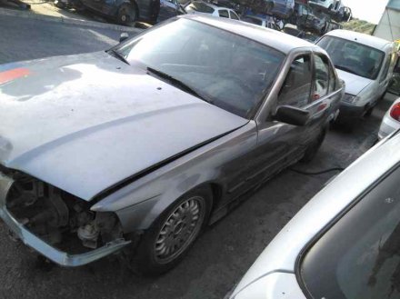 Vehiculo en el desguace: BMW SERIE 3 BERLINA (E36) 325td