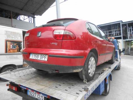 Vehiculo en el desguace: SEAT LEON (1M1) Signo