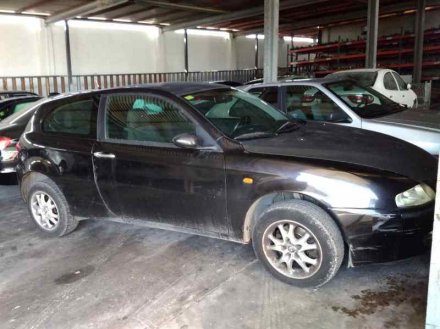 Vehiculo en el desguace: ALFA ROMEO 147 (190) 1.9 JTD Distinctive