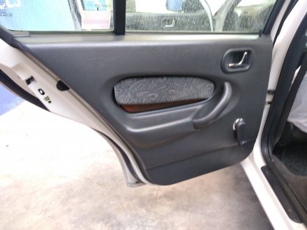 Vehiculo en el desguace: ROVER SERIE 200 (RF) 214 Si (5-ptas.)