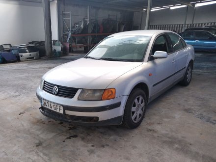 Vehiculo en el desguace: VOLKSWAGEN PASSAT BERLINA (3B2) 1.9 TDI