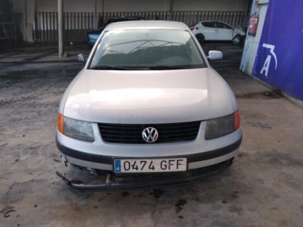 Vehiculo en el desguace: VOLKSWAGEN PASSAT BERLINA (3B2) 1.9 TDI