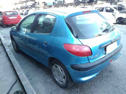 Vehiculo en el desguace: PEUGEOT 206 BERLINA XR