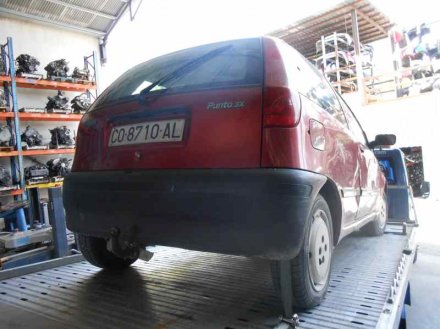 Vehiculo en el desguace: FIAT PUNTO BERL. (176) TD ELX (I)