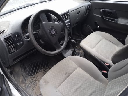 Vehiculo en el desguace: SEAT INCA (6K9) 1.9 SDI CL Kombi
