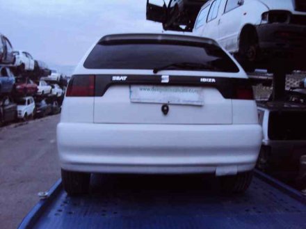 Vehiculo en el desguace: SEAT IBIZA (6K) Básico