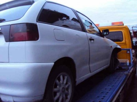 Vehiculo en el desguace: SEAT IBIZA (6K) Básico