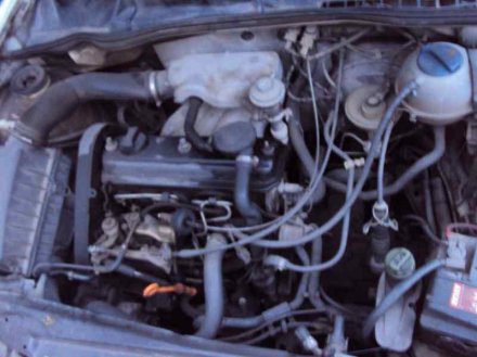 Vehiculo en el desguace: SEAT IBIZA (6K) Básico