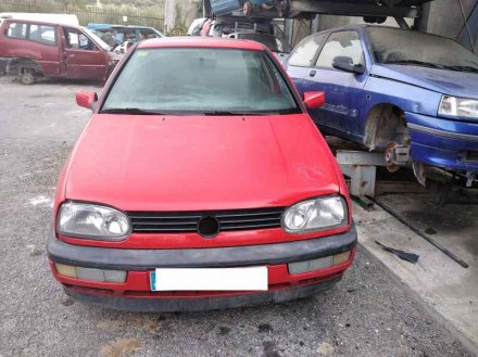 Vehiculo en el desguace: VOLKSWAGEN GOLF III BERLINA (1H1) CL