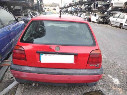 Vehiculo en el desguace: VOLKSWAGEN GOLF III BERLINA (1H1) CL