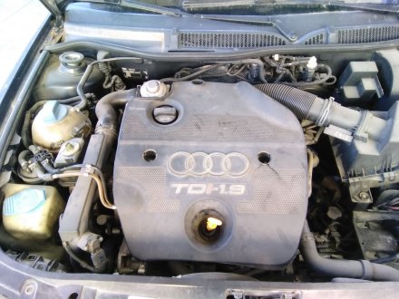 Vehiculo en el desguace: AUDI A3 (8L) 1.9 TDI Ambiente