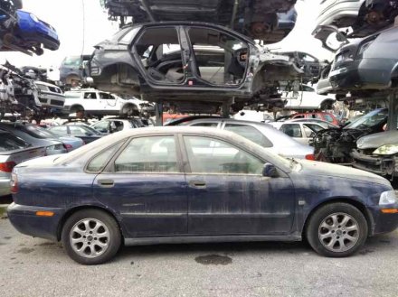 Vehiculo en el desguace: VOLVO S40 BERLINA 1.9 D