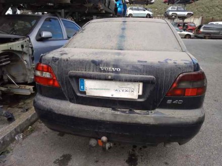 Vehiculo en el desguace: VOLVO S40 BERLINA 1.9 D