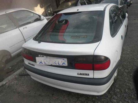 Vehiculo en el desguace: RENAULT LAGUNA (B56) 2.0 Anade