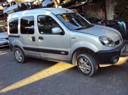 Vehiculo en el desguace: RENAULT KANGOO (F/KC0) Authentique 4X4