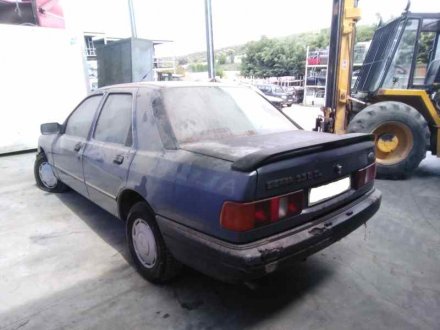 Vehiculo en el desguace: FORD SIERRA BERLINA CL