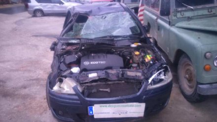 Vehiculo en el desguace: OPEL CORSA C Cosmo