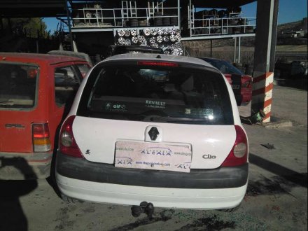 Vehiculo en el desguace: RENAULT CLIO II FASE II (B/CB0) Authentique