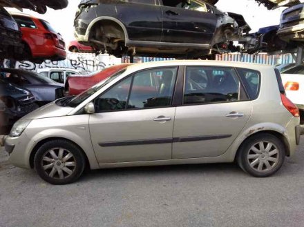 Vehiculo en el desguace: RENAULT SCENIC II Authentique