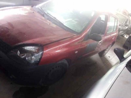 Vehiculo en el desguace: RENAULT CLIO II FASE II (B/CB0) Authentique